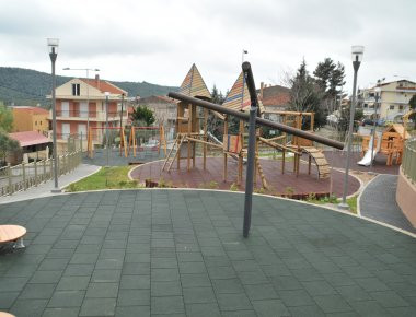 Ηράκλειο: Εμπόριο ναρκωτικών σε παιδικές χαρές και σχολεία- Έξι συλλήψεις